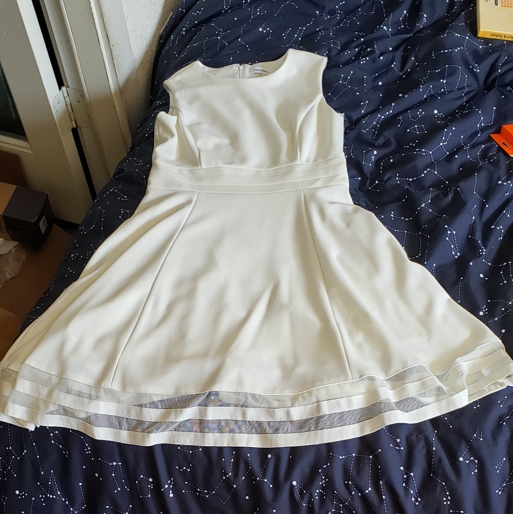 Illusion trim A-line dress Calvin klein white 10